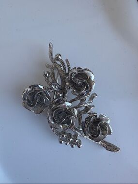 Vintage Silver-Tone Floral Rose Brooch - Women's Jewelry